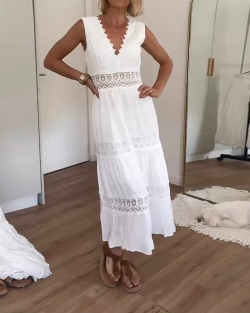 Aurélie | Spitzenkleid mit V-Ausschnitt