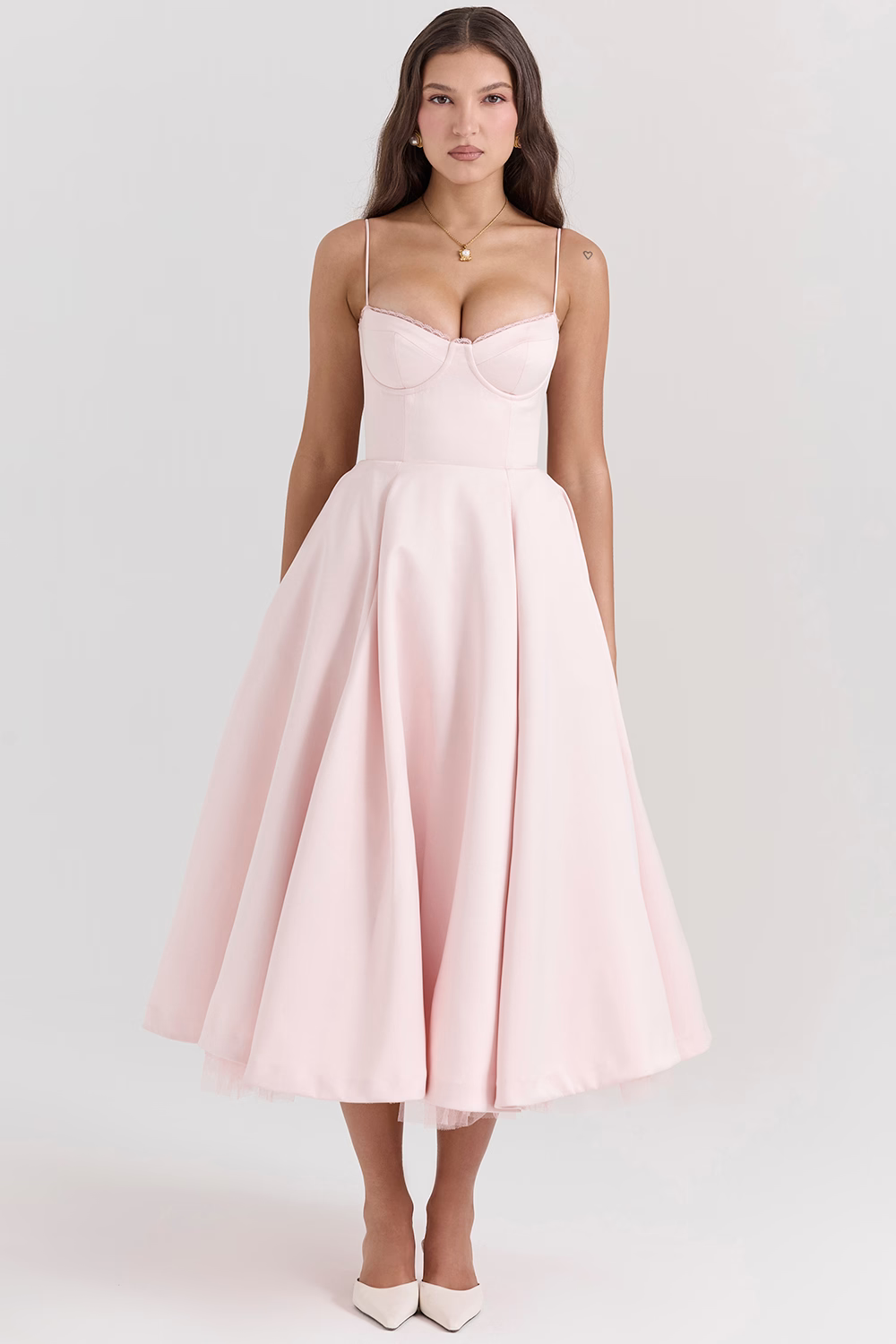Lilotte | Tailliertes Kleid mit Spaghetti-Trägern