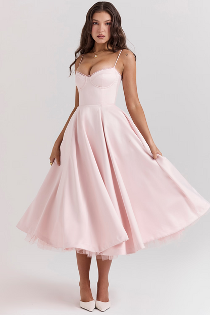 Lilotte | Tailliertes Kleid mit Spaghetti-Trägern