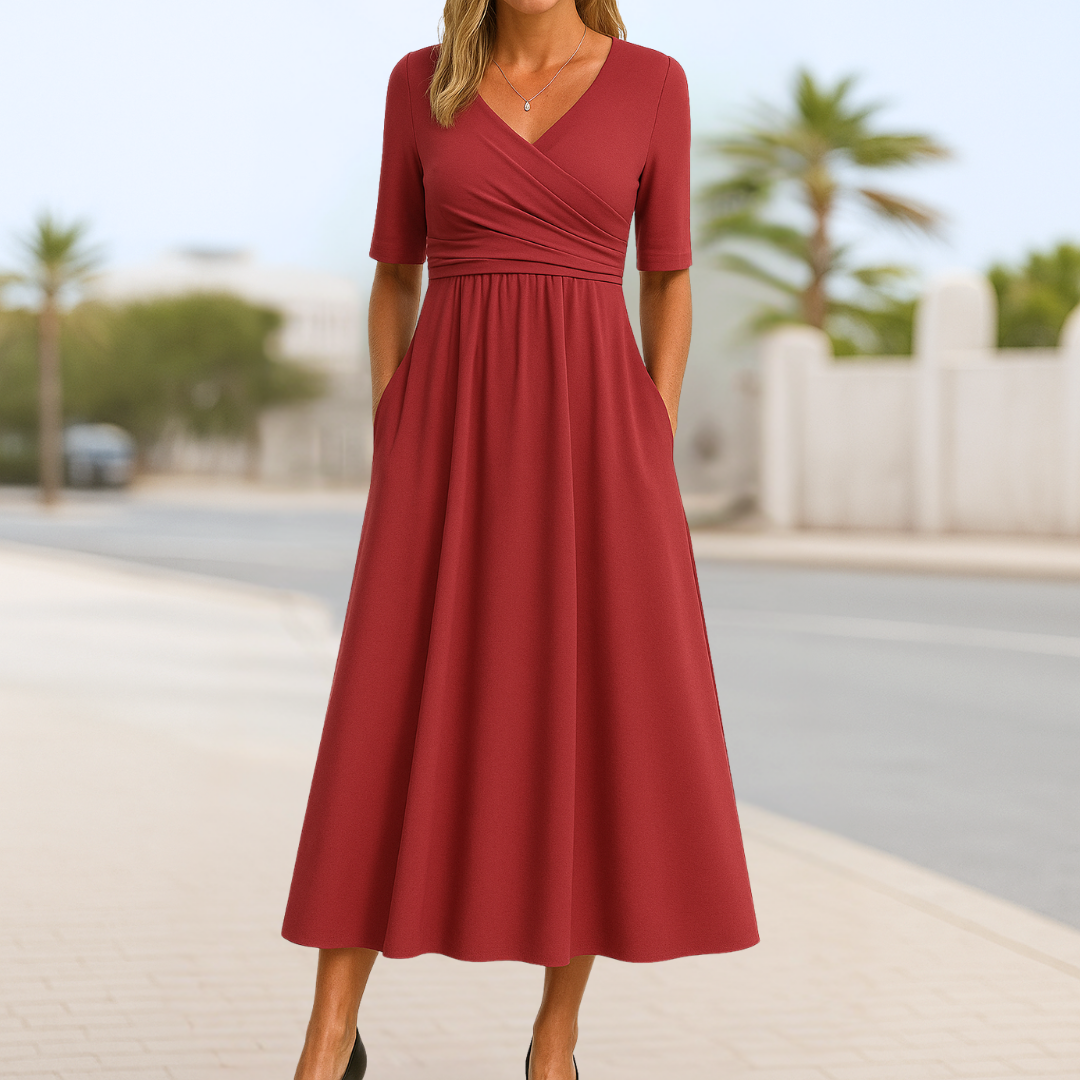 Elegantes Kurzarmkleid mit Wickelausschnitt