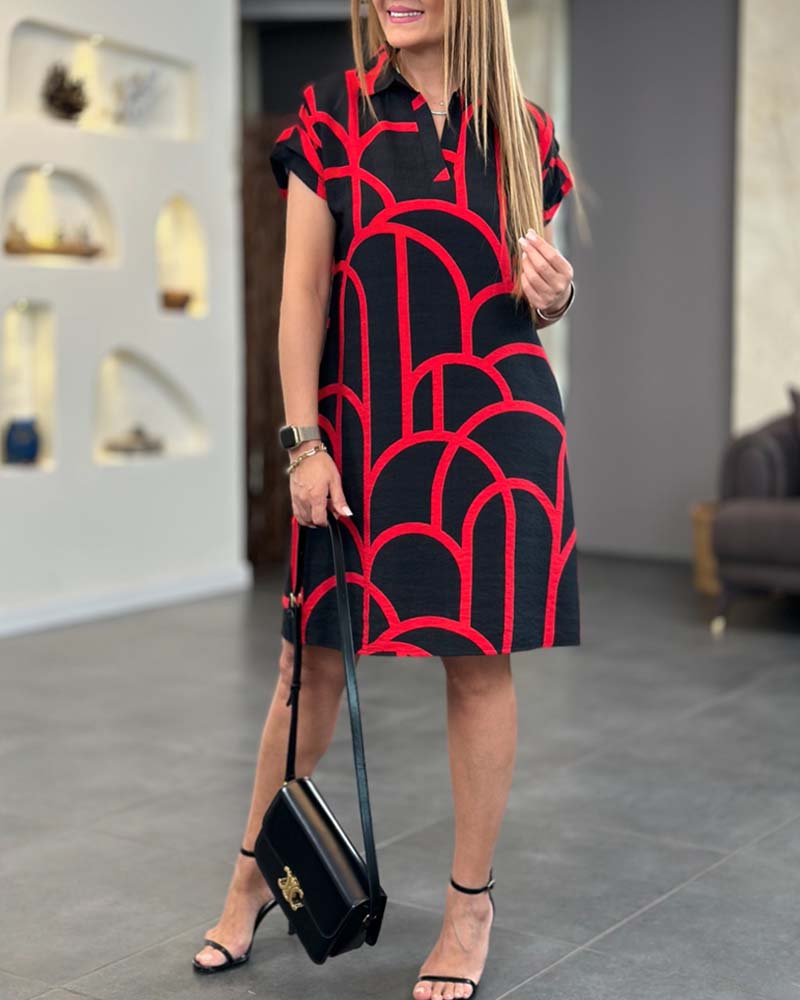 Elegantes und Bequemes Kurzarmkleid