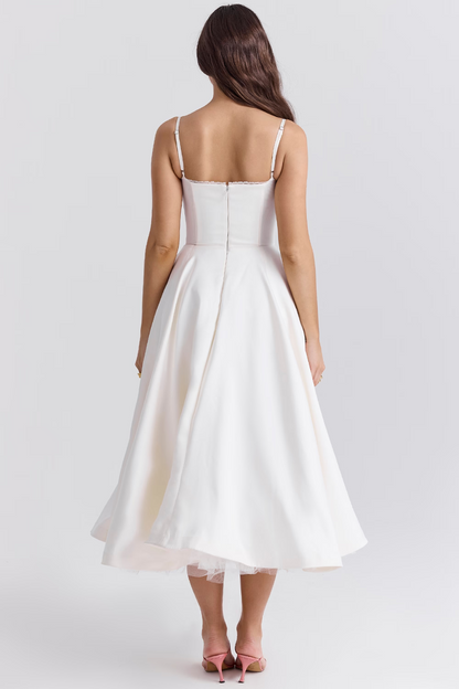 Lilotte | Tailliertes Kleid mit Spaghetti-Trägern