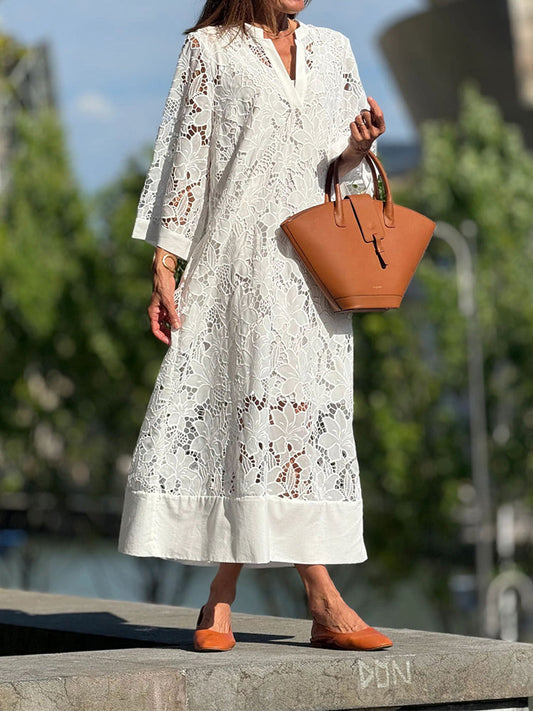 Elegantes Langarmkleid aus durchbrochener Spitze