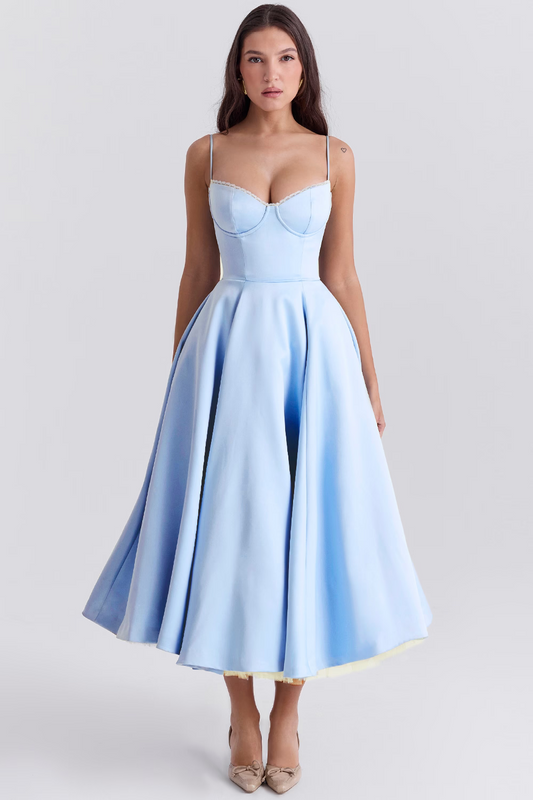 Lilotte | Tailliertes Kleid mit Spaghetti-Trägern