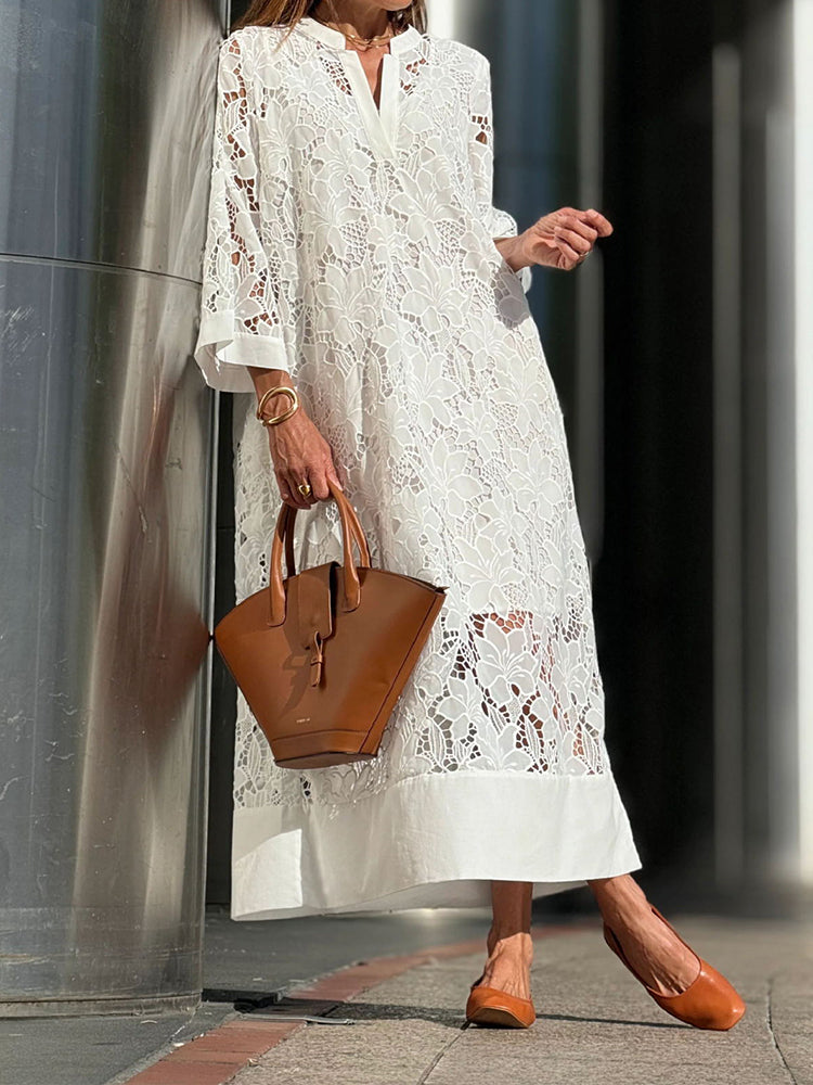 Elegantes Langarmkleid aus durchbrochener Spitze