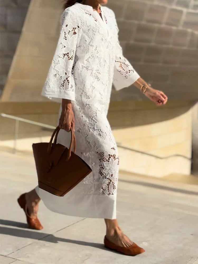 Elegantes Langarmkleid aus durchbrochener Spitze