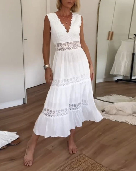 Aurélie | Spitzenkleid mit V-Ausschnitt