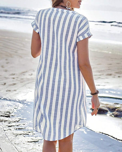 Elegantes Streifenhemdkleid
