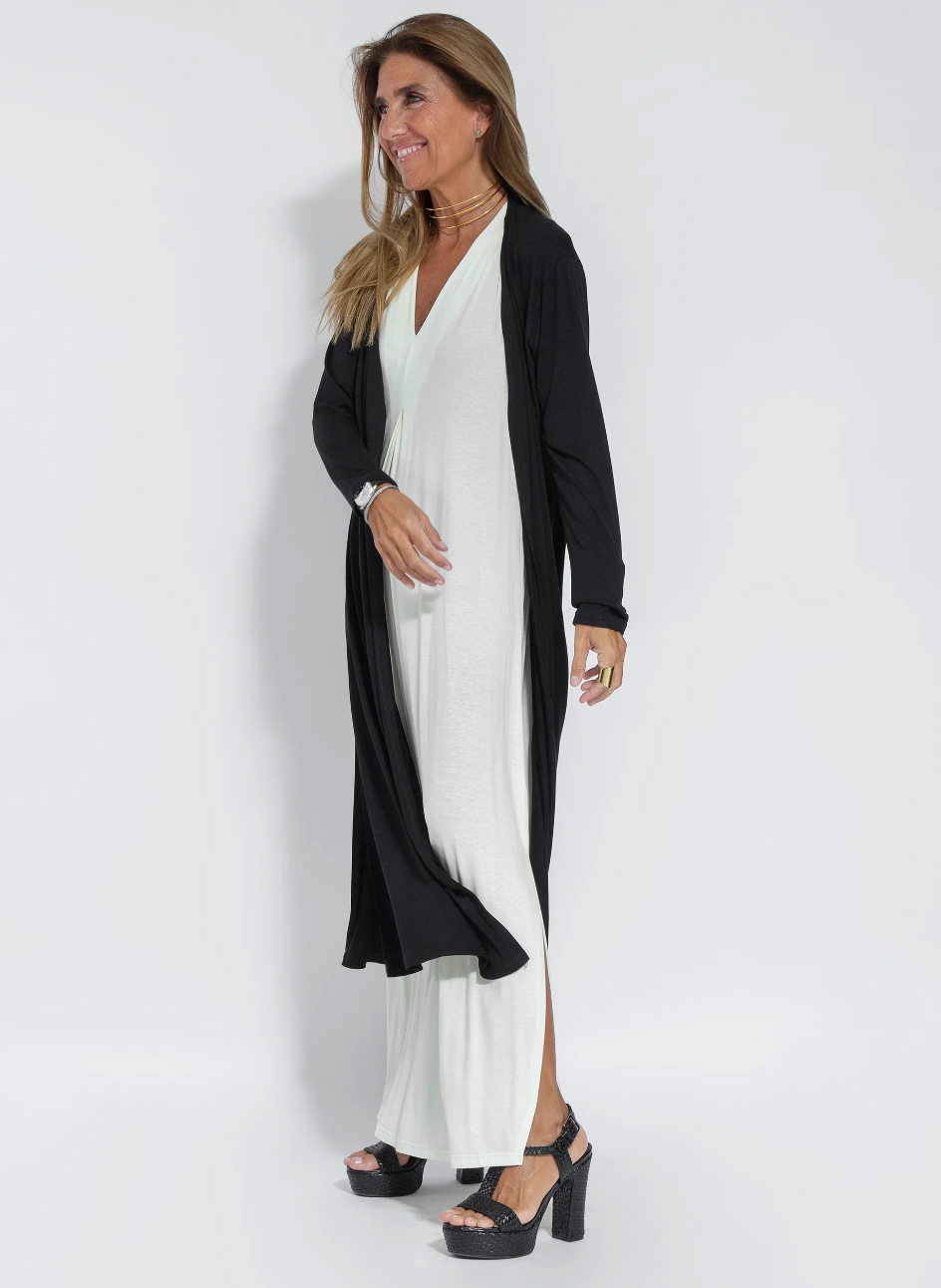 Solania - Ensemble bestehend aus einem langen, figurformenden Kleid und einer Weste