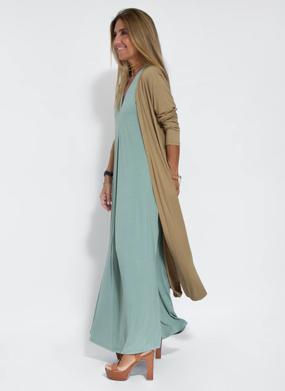 Solania - Ensemble bestehend aus einem langen, figurformenden Kleid und einer Weste