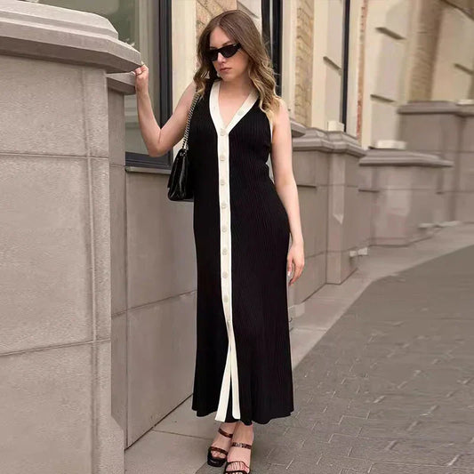 Ino | Ärmelloses Kleid mit V-Ausschnitt