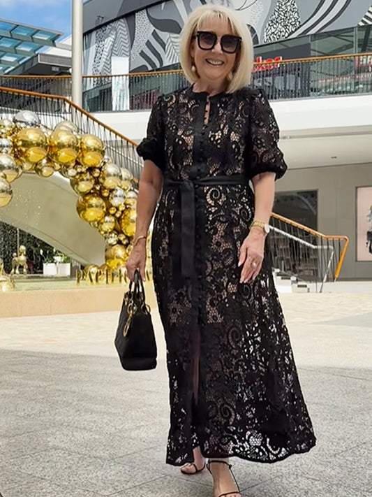 Charlotte | Zeitloses Spitzen-Maxikleid