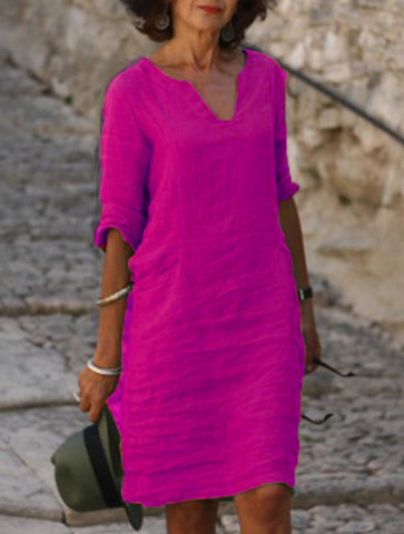 Zeitlose V-Ausschnitt-Kleid mit schmeichelhaftem Schnitt