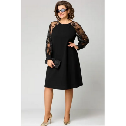 HARALA I LÄSSIGES LANGÄRMELIGES KLEID