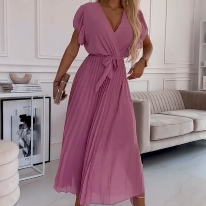 FRID I PLISSIERTES KLEID MIT V-AUSSCHNITT